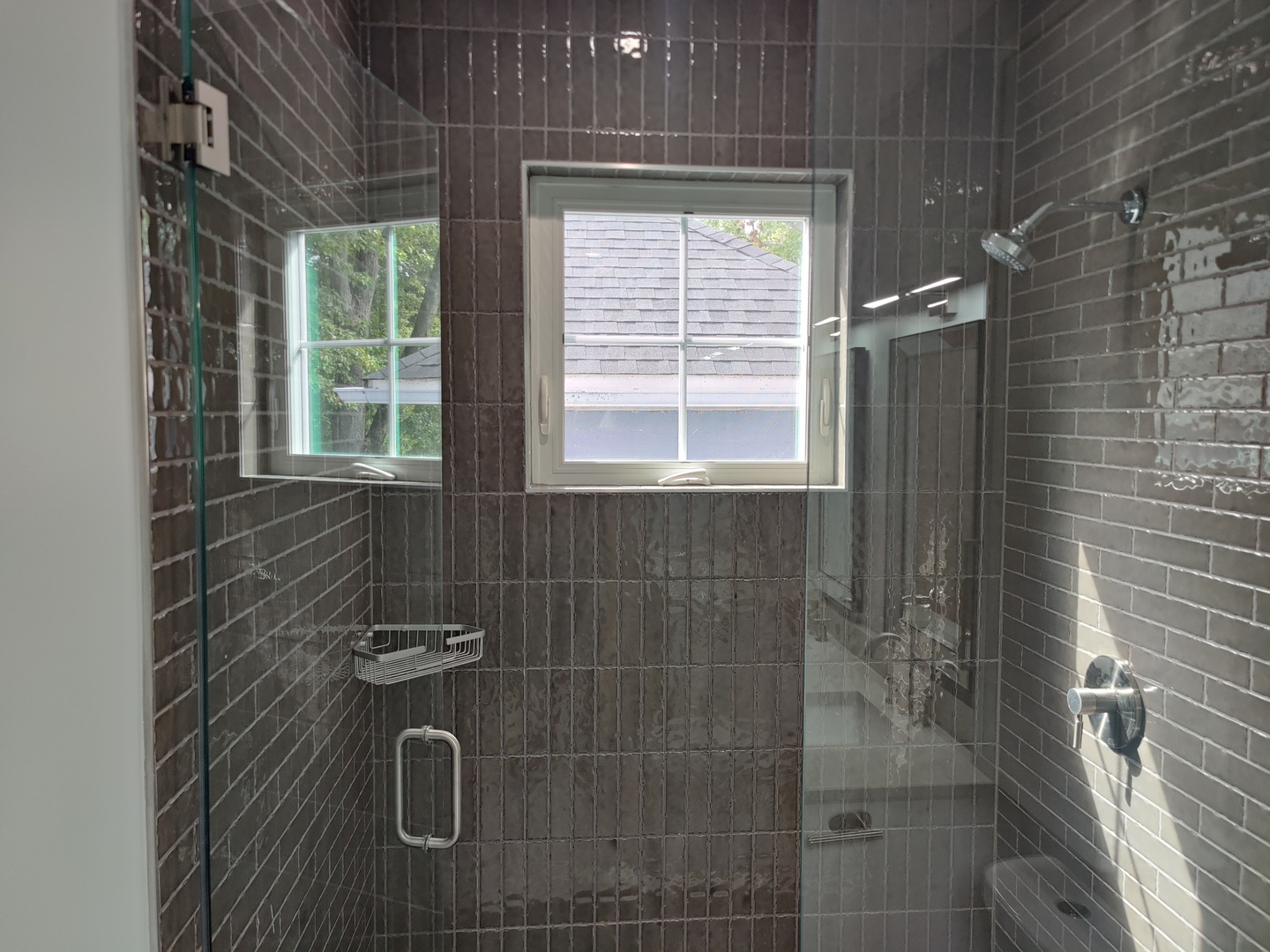 2106 Darrow Avenue Property Photo 28