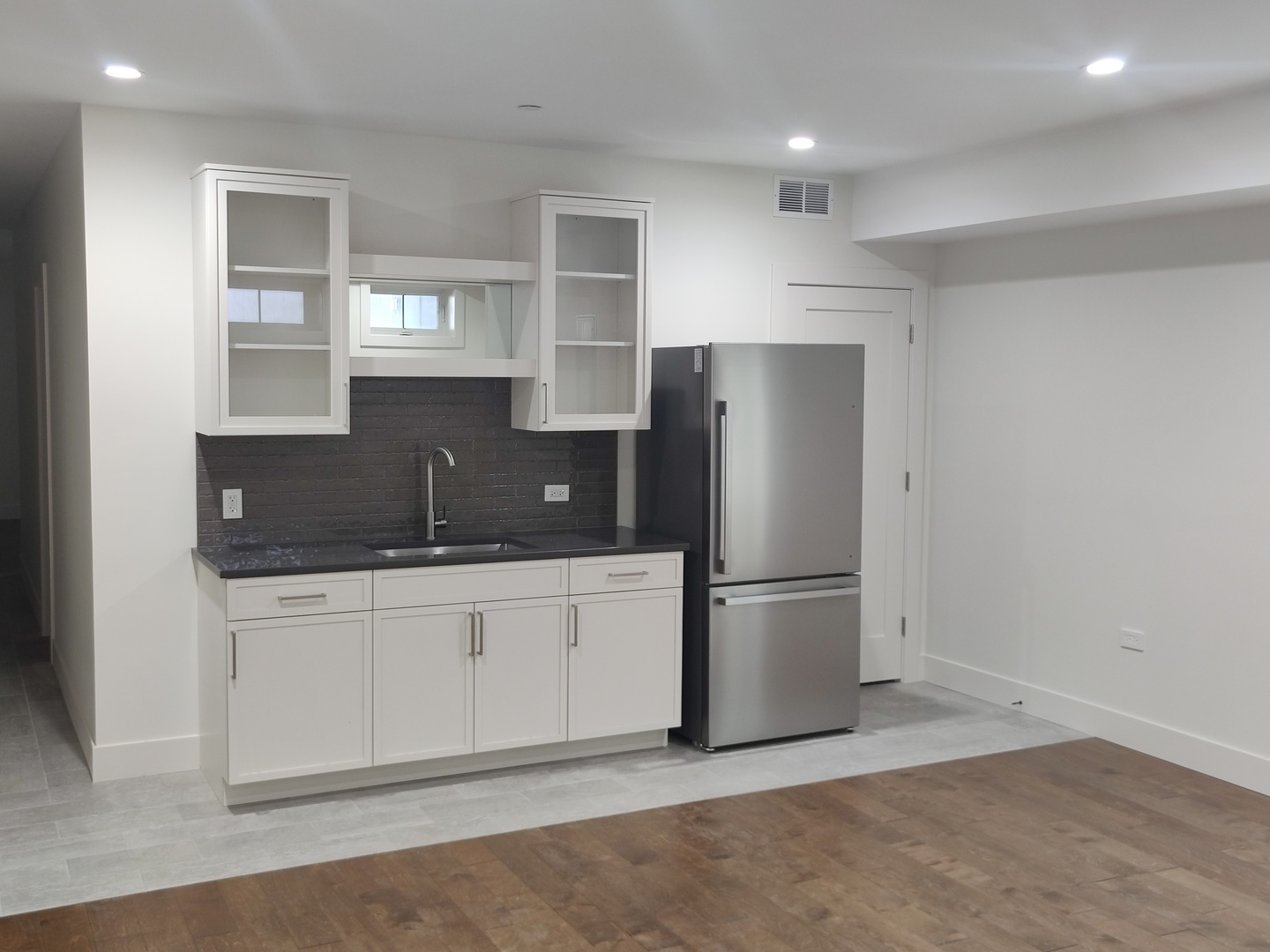 2106 Darrow Avenue Property Photo 30