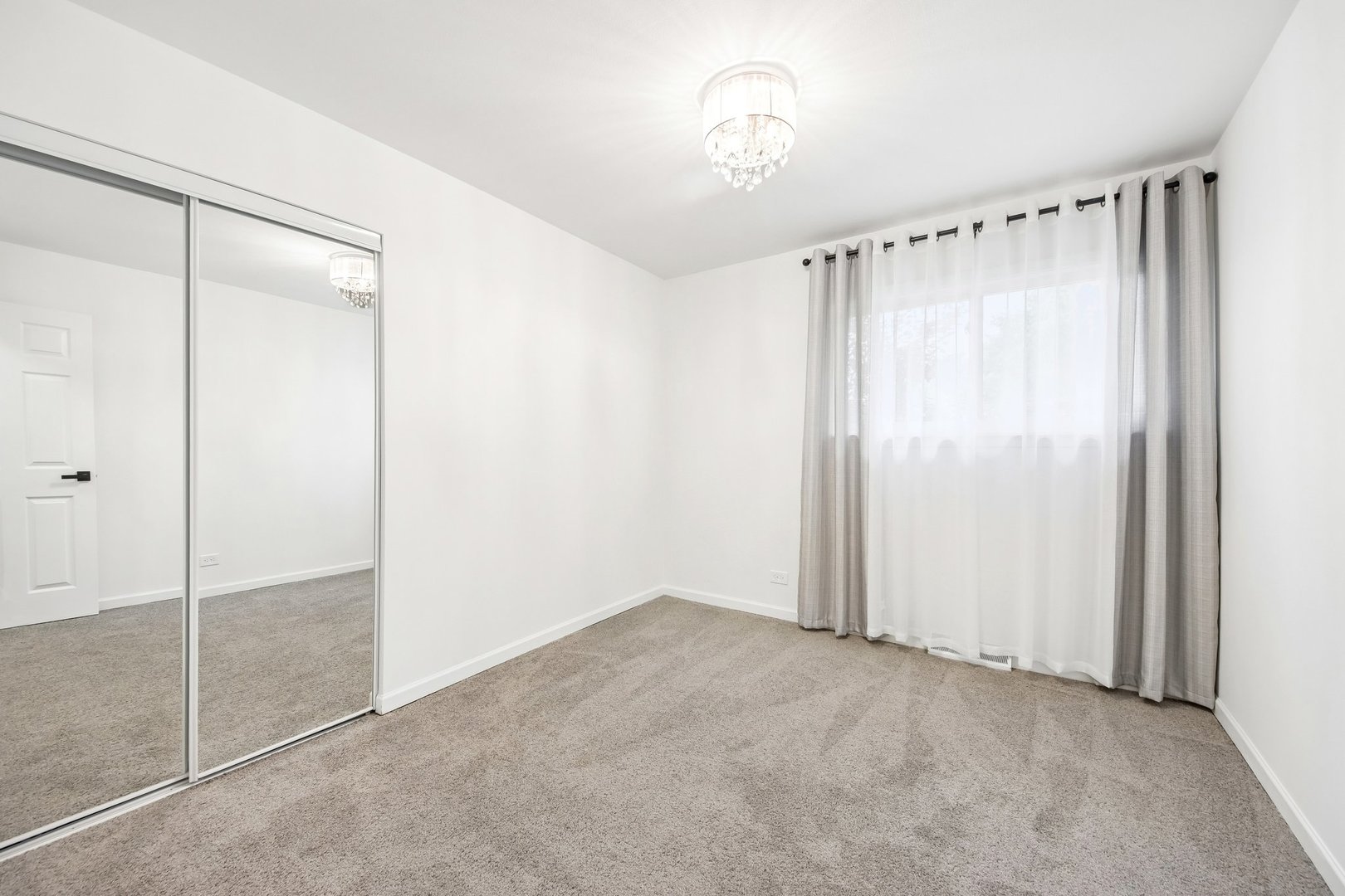 10227 Hilltop Drive Property Photo 21