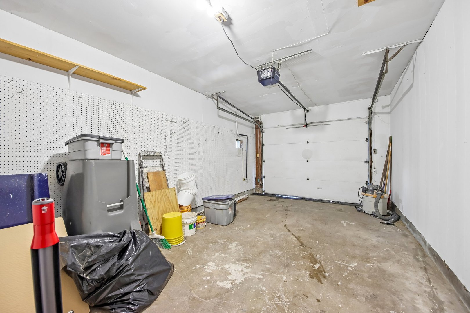 10227 Hilltop Drive Property Photo 27