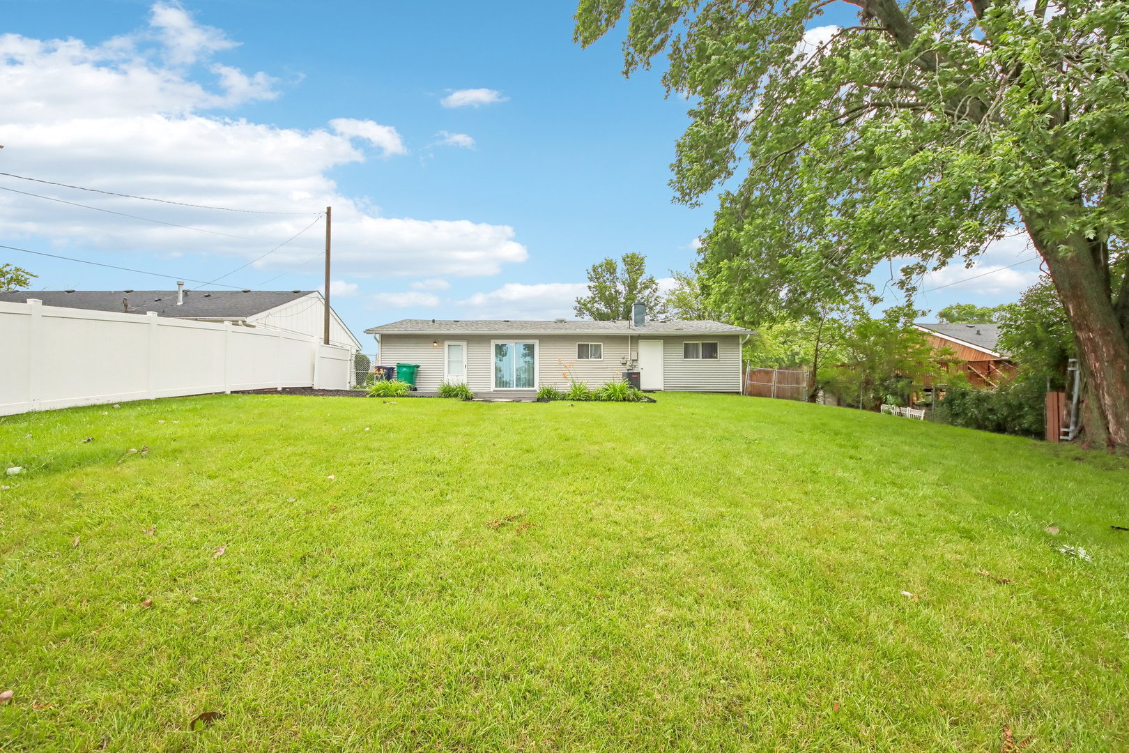 10227 Hilltop Drive Property Photo 31