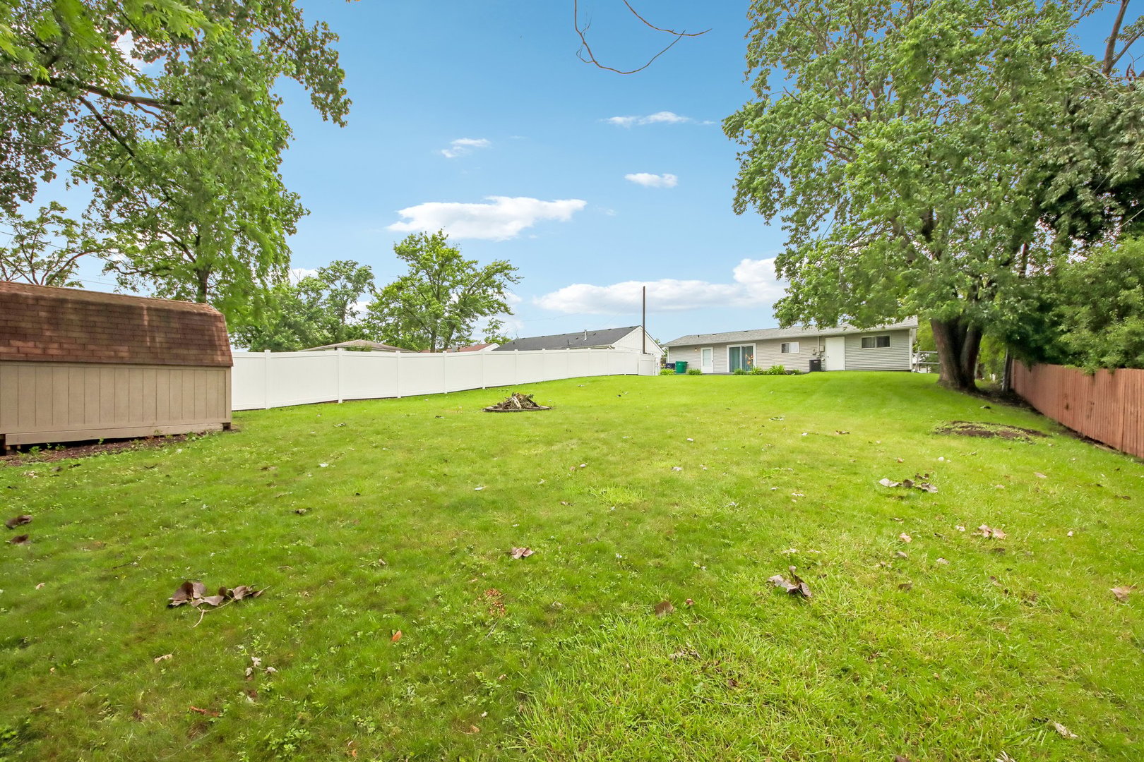 10227 Hilltop Drive Property Photo 36
