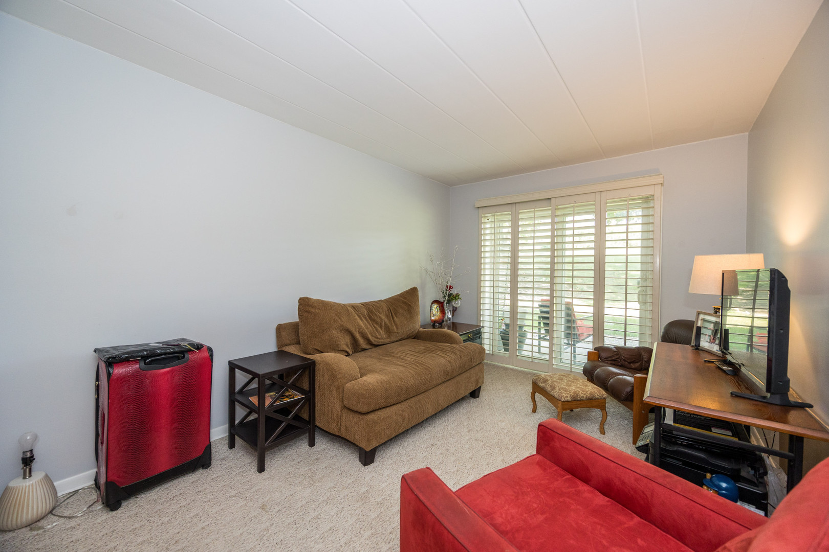 5540 Walnut Avenue 7a Property Photo 11