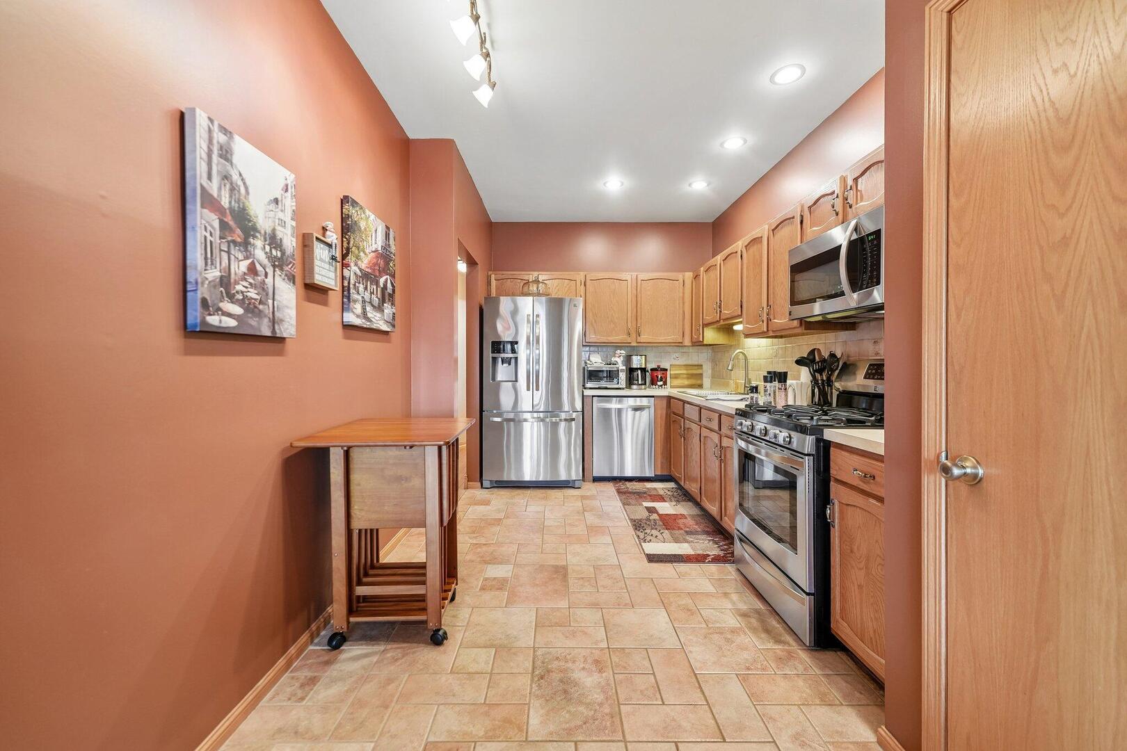 9957 N Cambridge Drive Property Photo 11