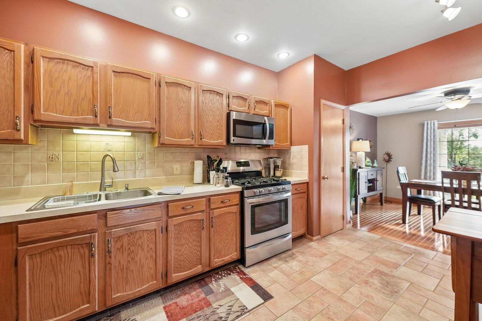 9957 N Cambridge Drive Property Photo 12