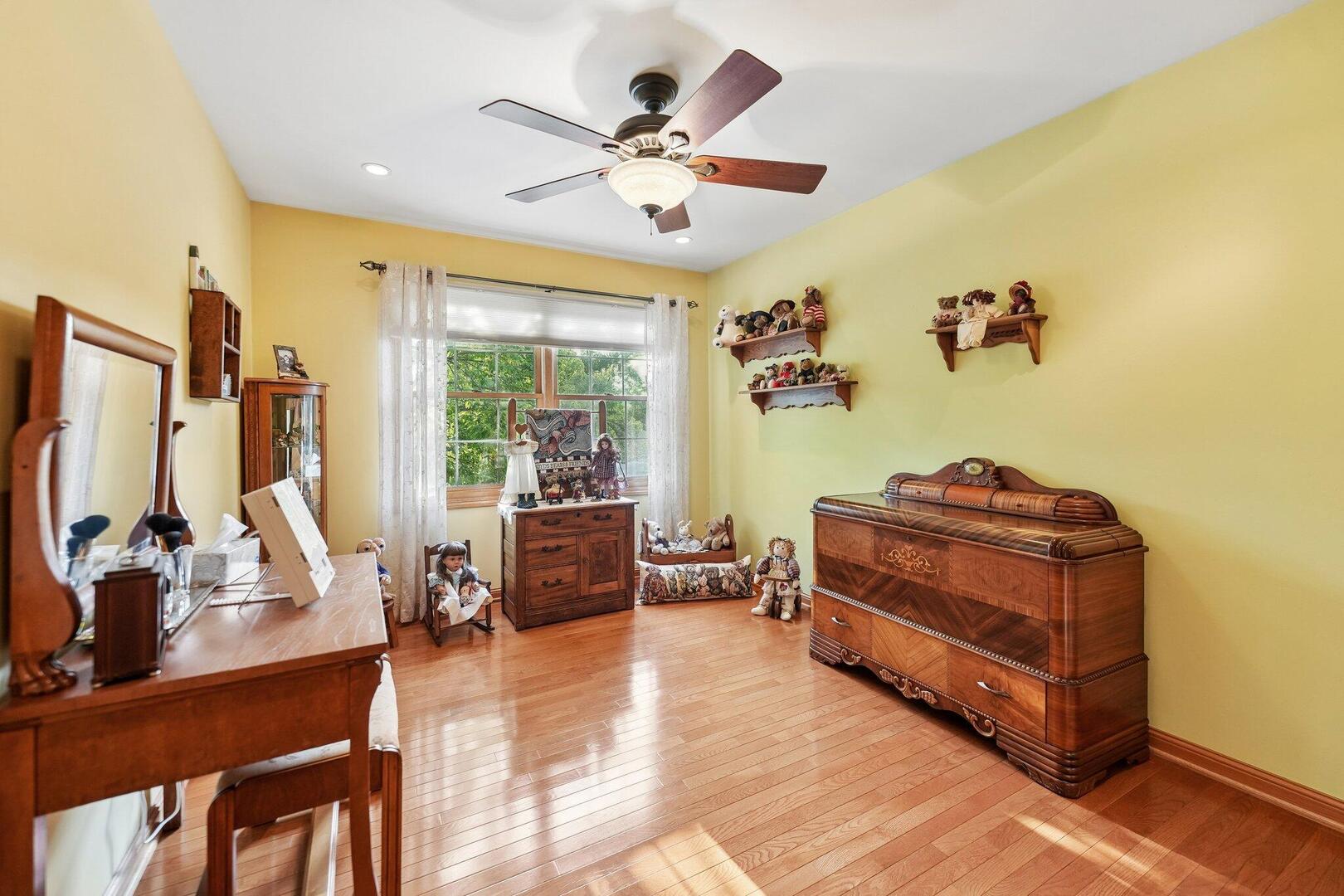 9957 N Cambridge Drive Property Photo 15