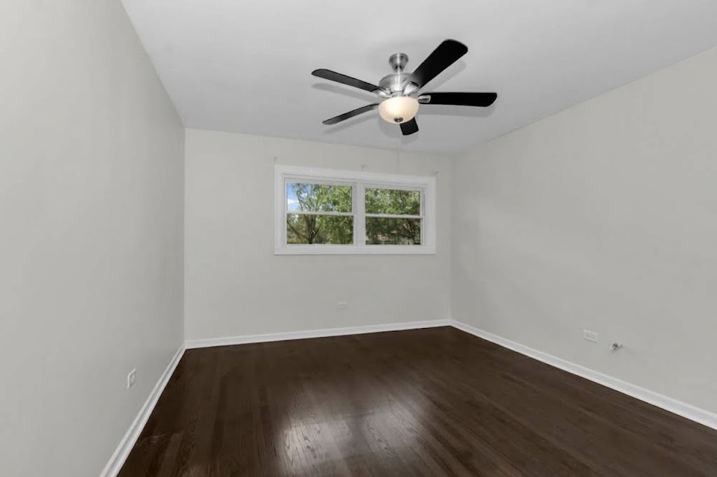 19232 Kedzie Avenue Property Photo 15