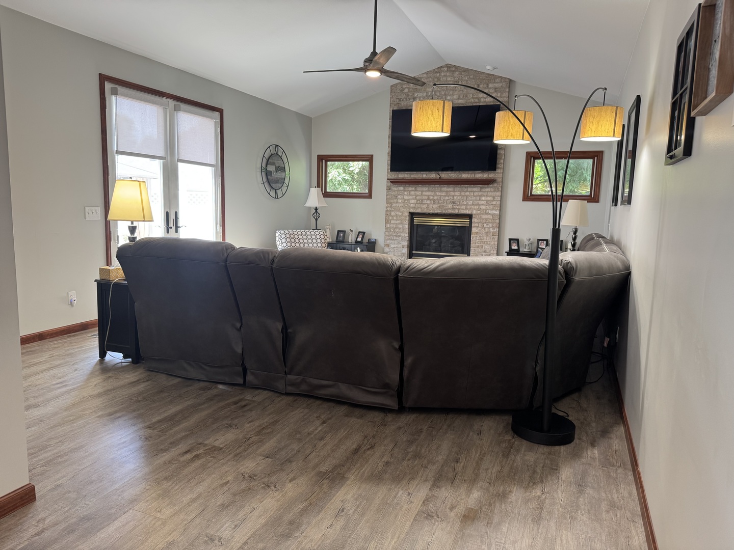 1404 Silverthorne Drive Property Photo 3