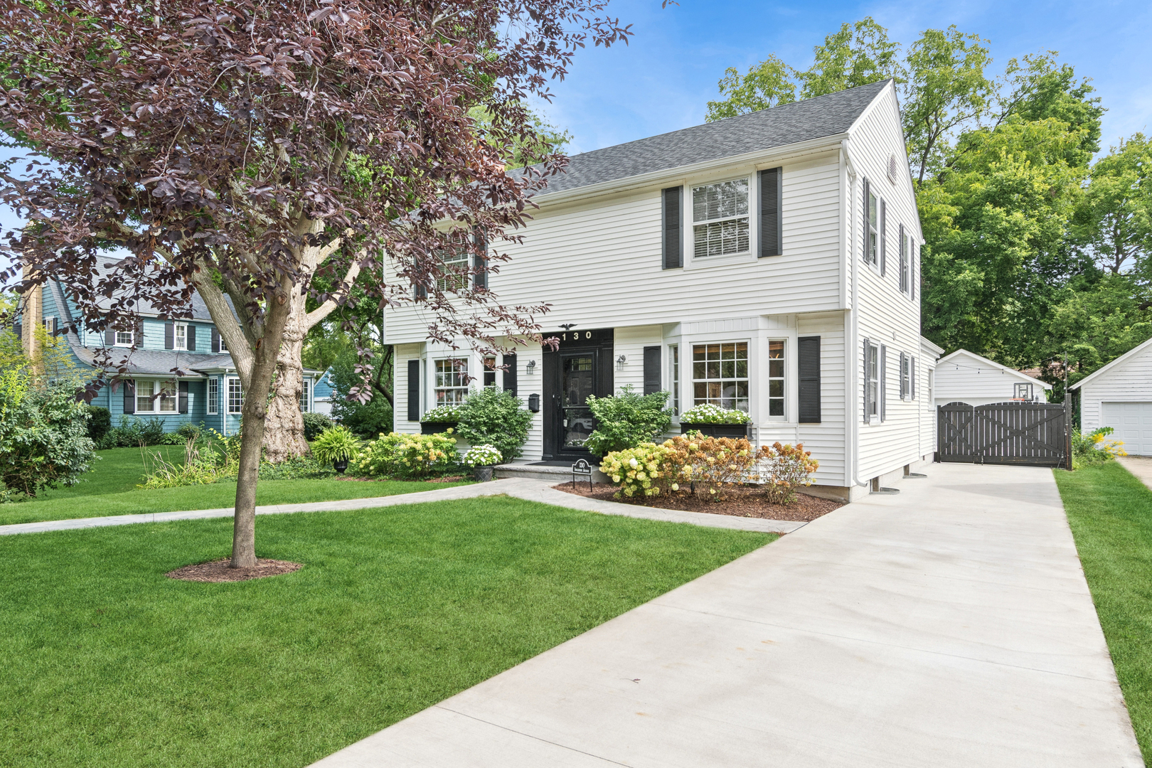 130 INGLESIDE Avenue Property Photo 1