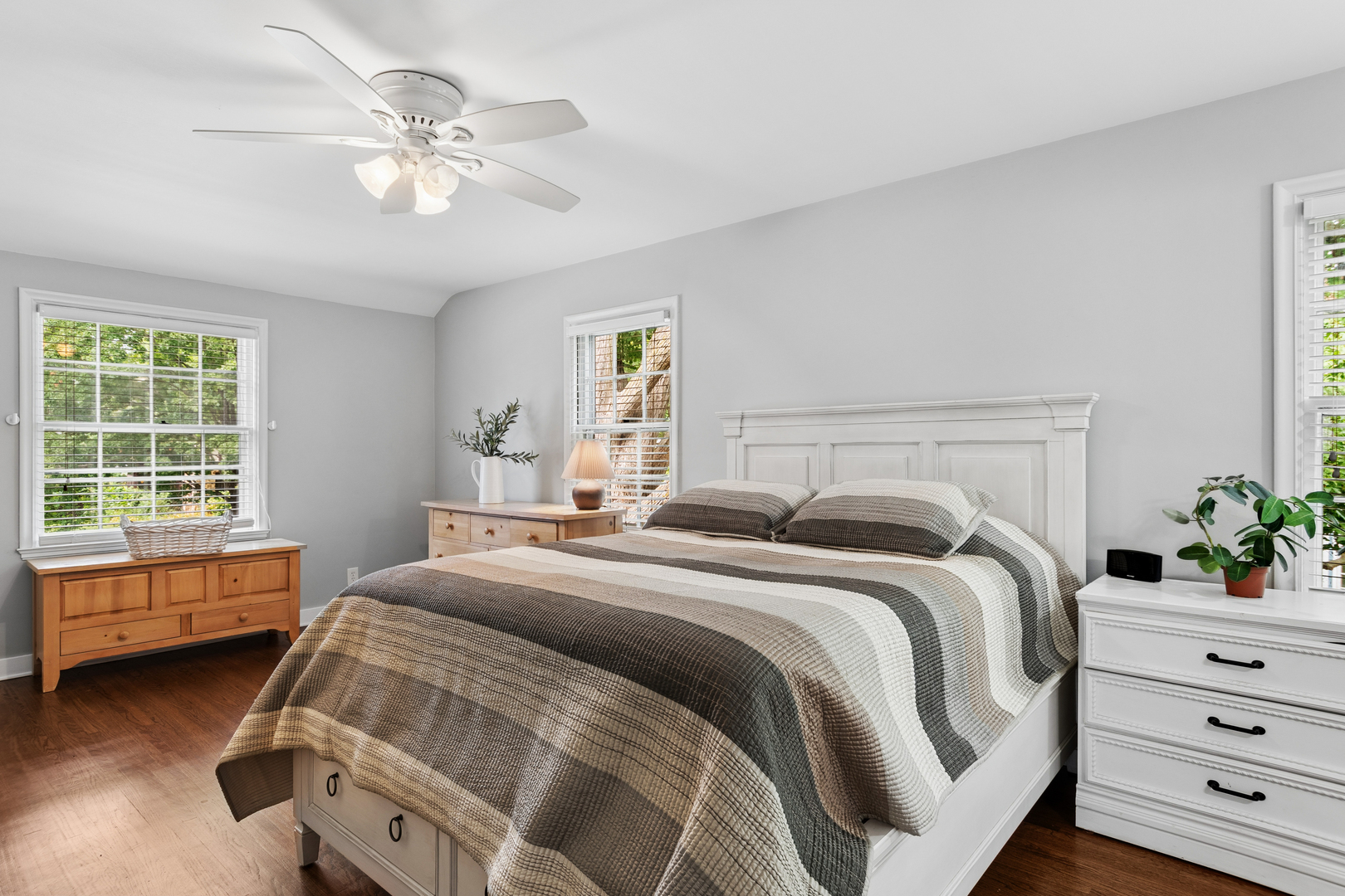 130 Ingleside Avenue Property Photo 13