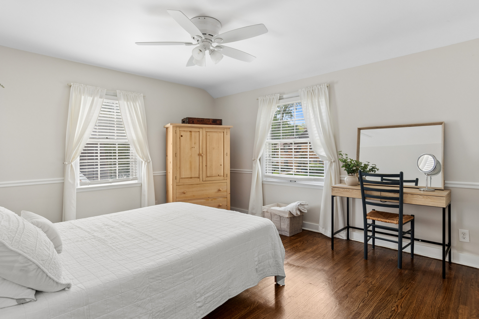 130 Ingleside Avenue Property Photo 17