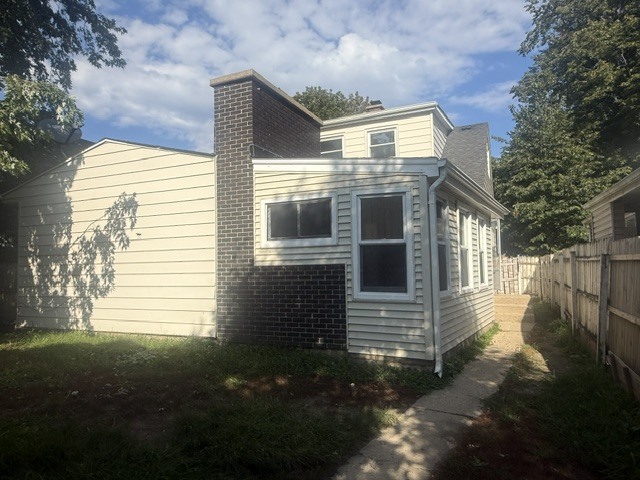 446 Washington Park Property Photo 3