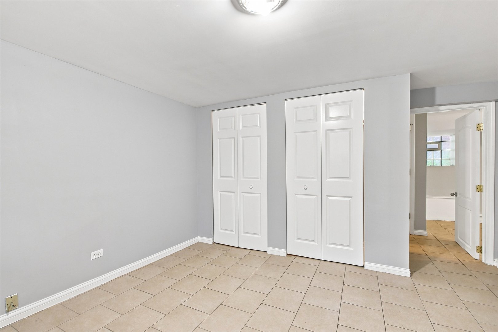 6401 S Maryland Avenue 1 Property Photo 17