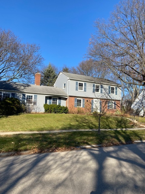 405 Blue Grass Court Property Photo 1