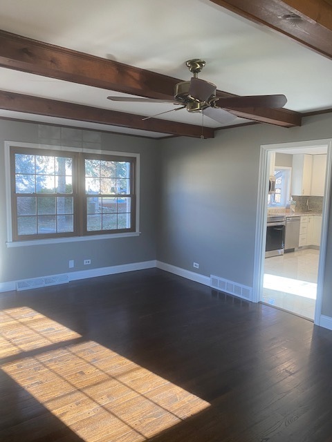 405 Blue Grass Court Property Photo 14