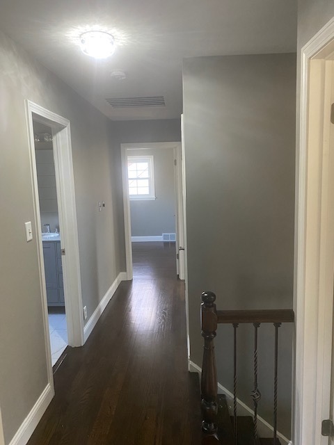 405 Blue Grass Court Property Photo 16