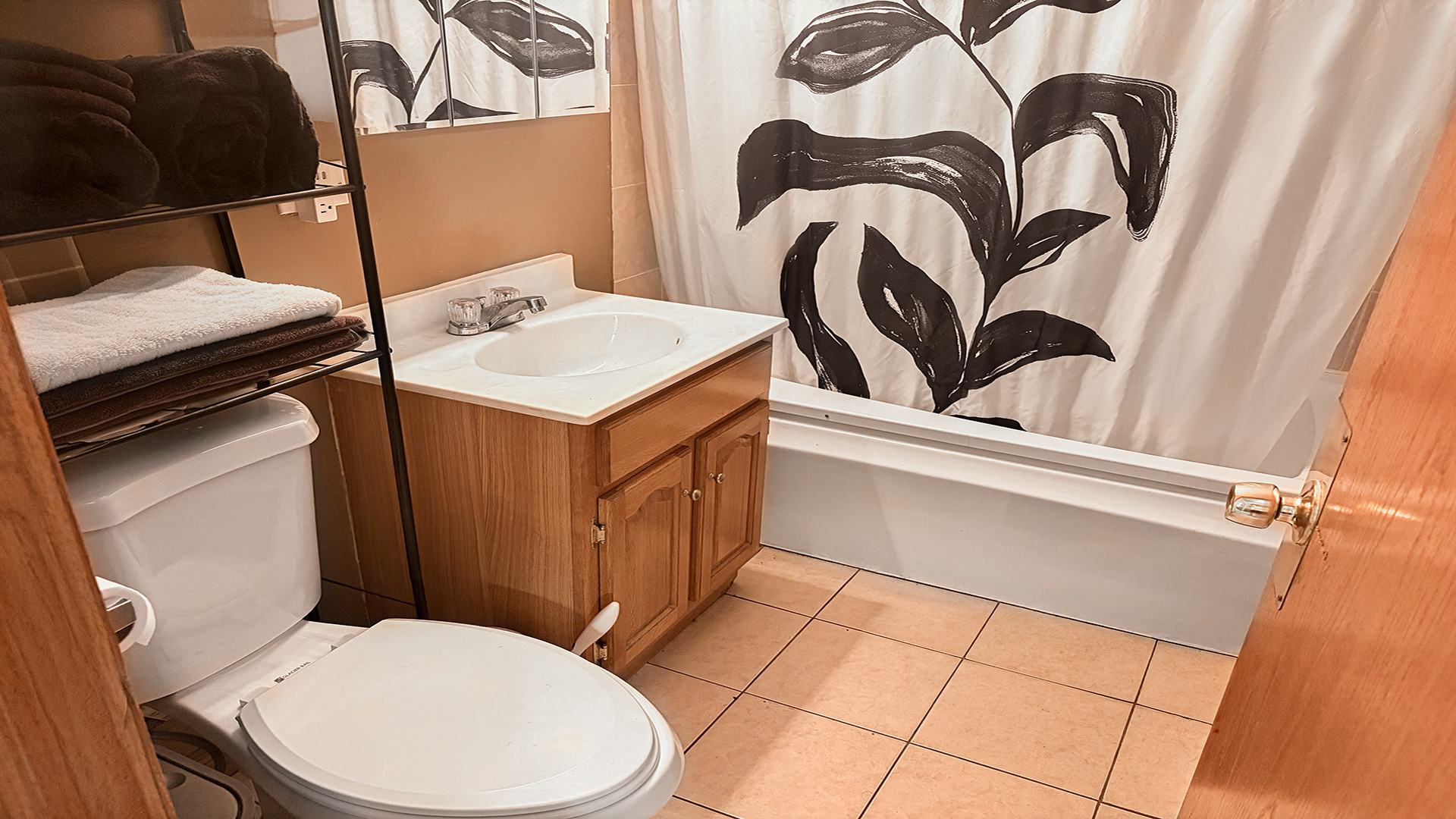 2330 N Harlem Avenue 1e Property Photo 4