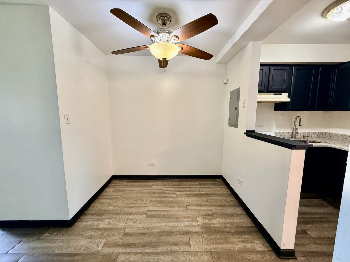 4211 W 95th Street 2d Property Photo 10