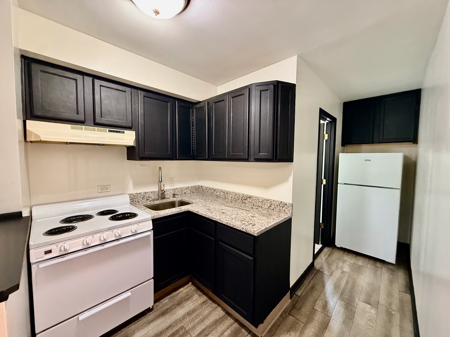 4211 W 95th Street 2d Property Photo 11