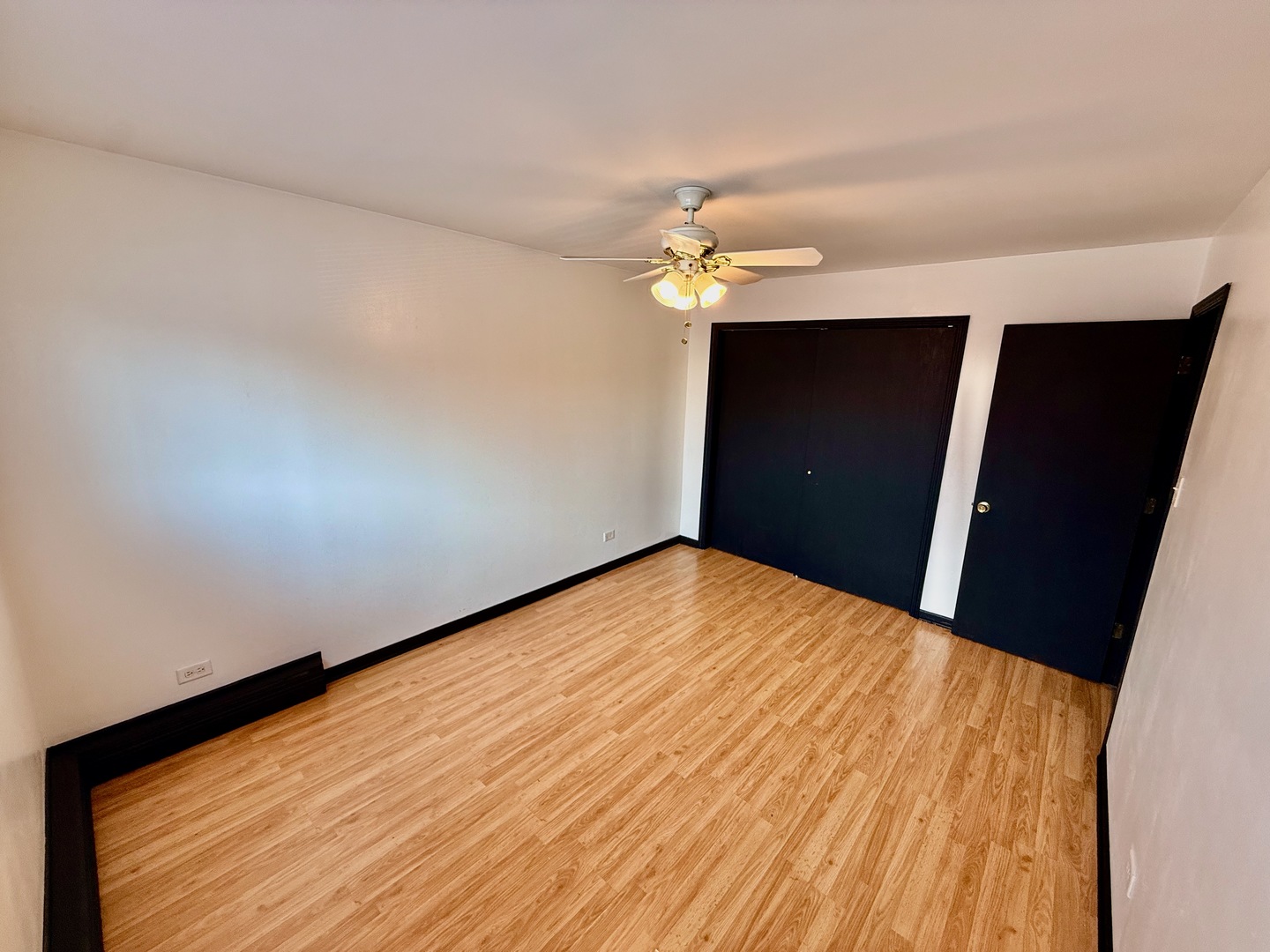 4211 W 95th Street 2d Property Photo 16