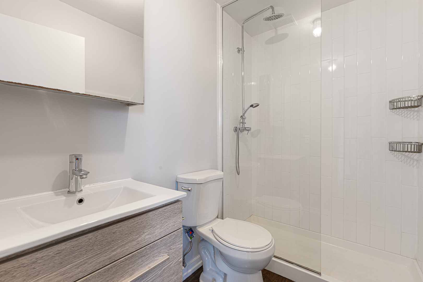 5718 N Winthrop Avenue 507 Property Photo 10