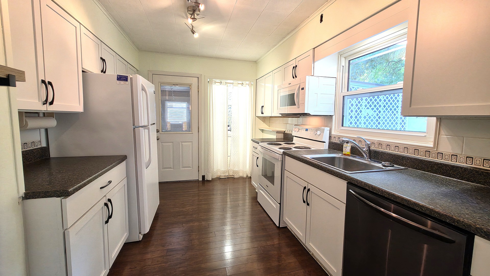 1220 16th Street Property Photo 13