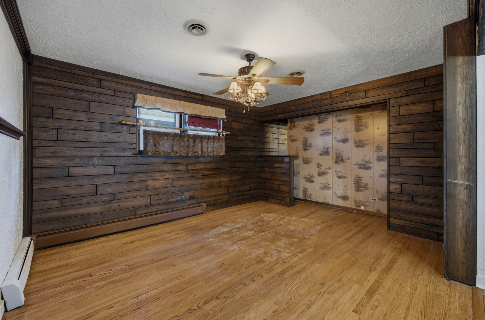 1609 N 23 Avenue Property Photo 9