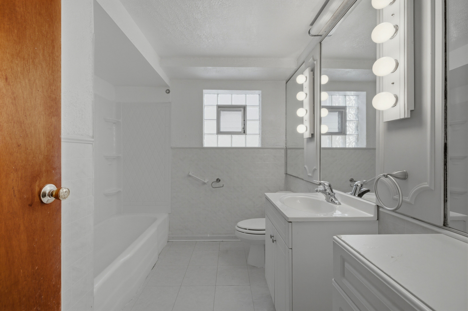 1609 N 23 Avenue Property Photo 13