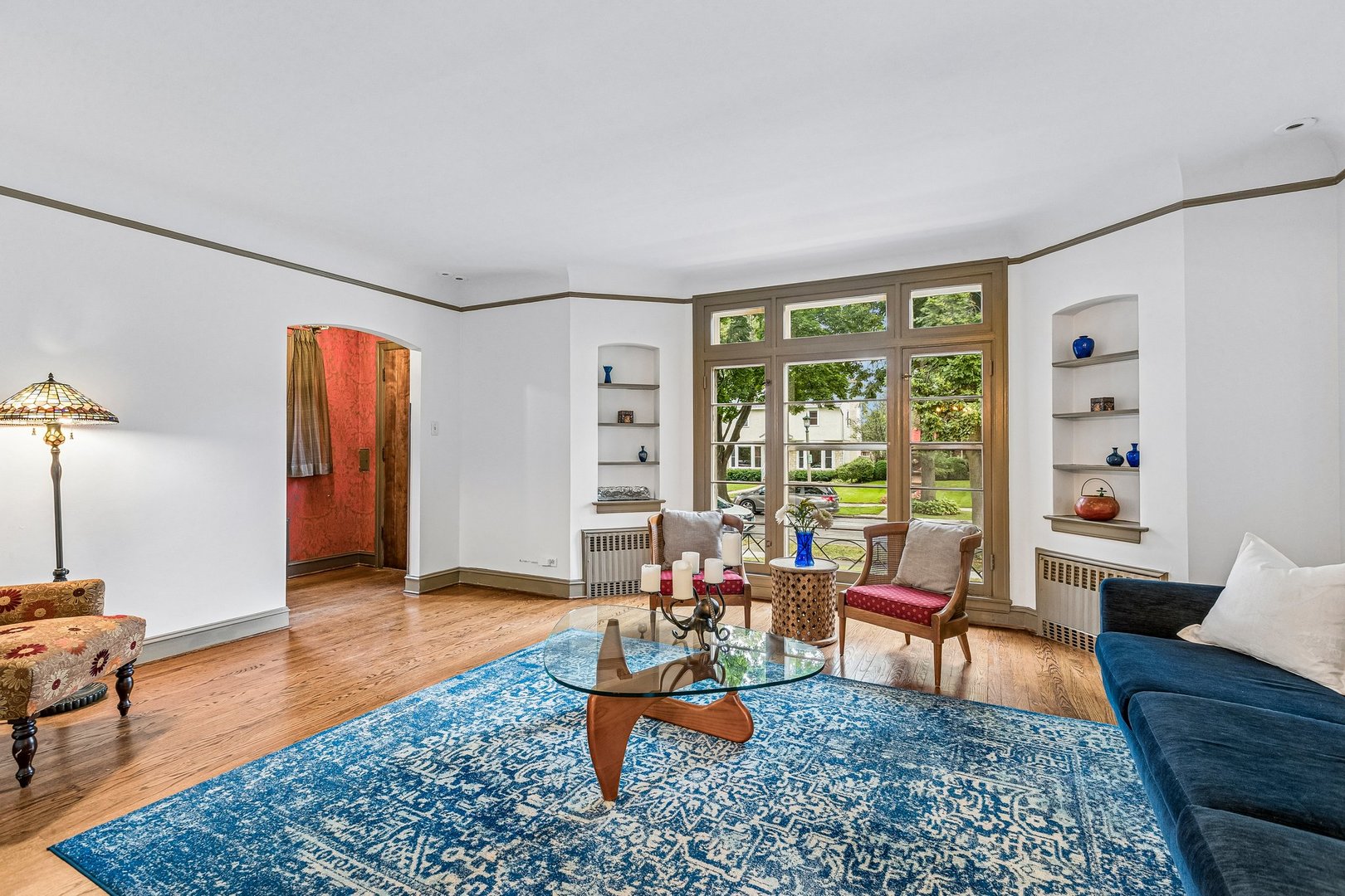 1225 N Grove Avenue Property Photo 3