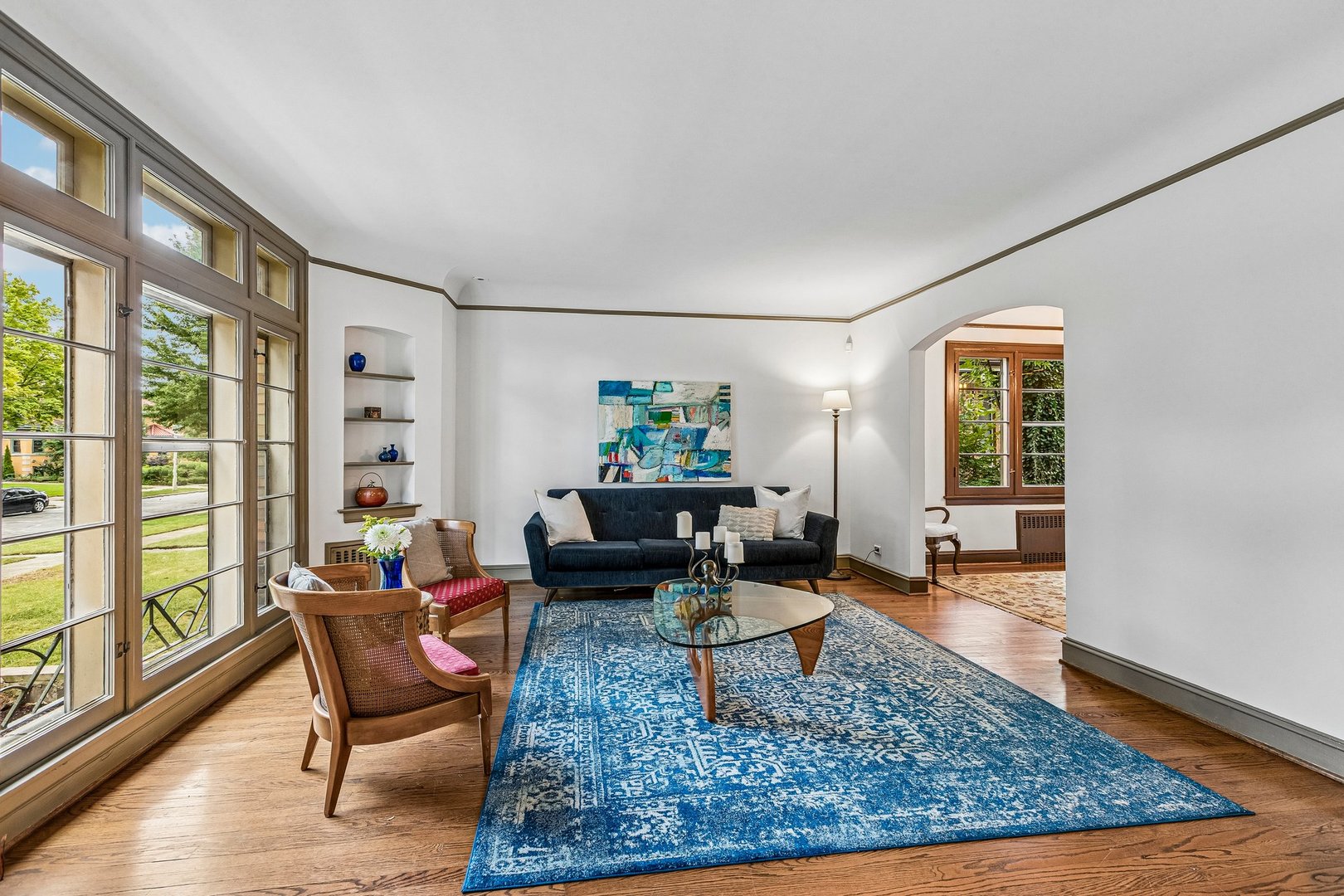1225 N Grove Avenue Property Photo 4