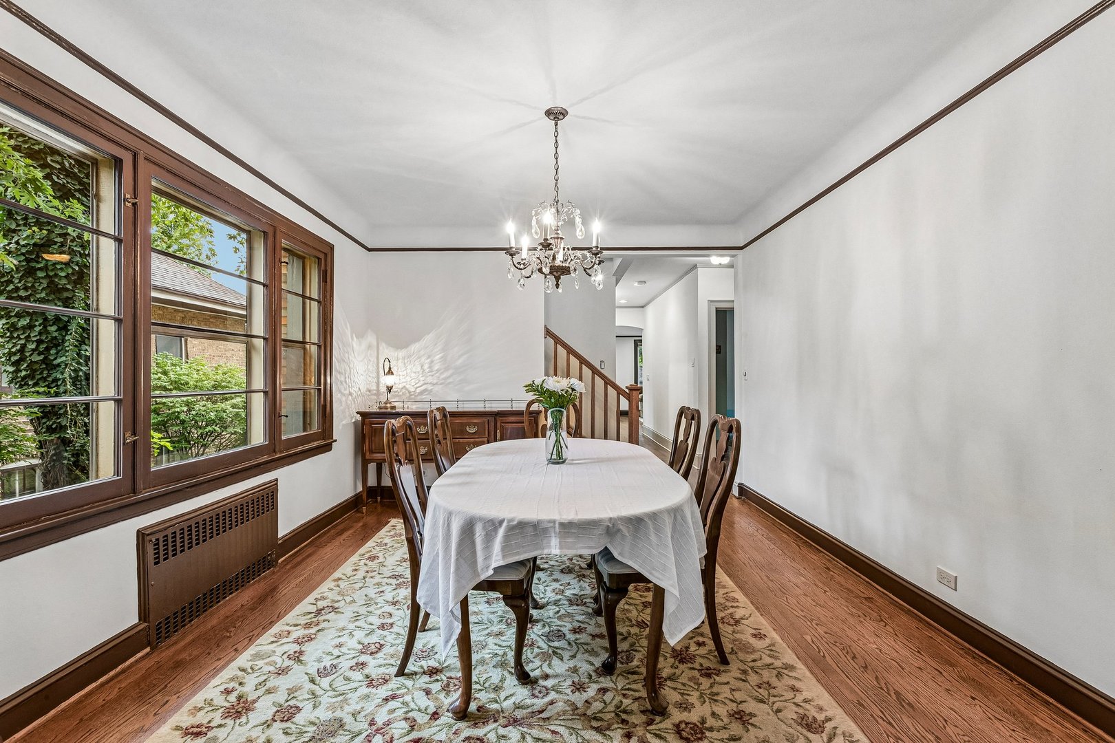 1225 N Grove Avenue Property Photo 7
