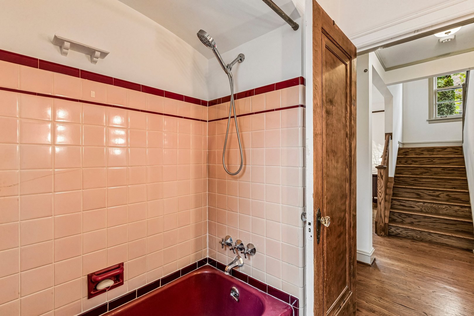 1225 N Grove Avenue Property Photo 22