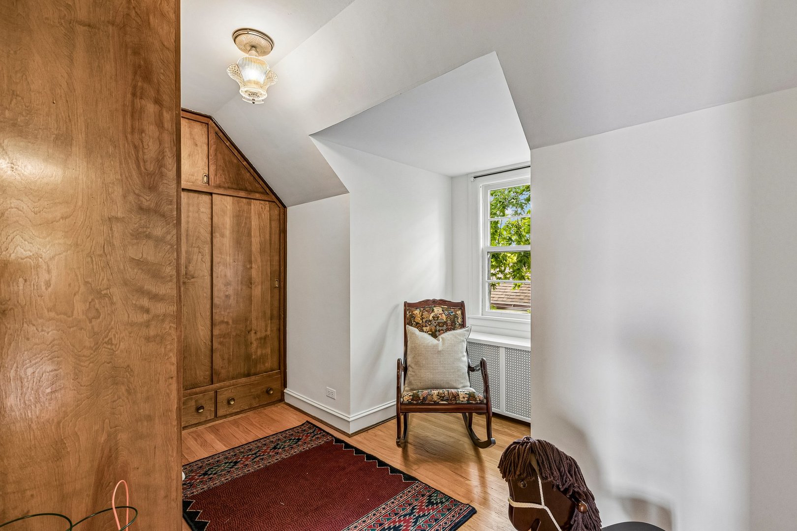 1225 N Grove Avenue Property Photo 33