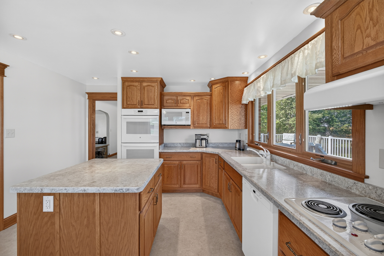 8980 E Il Route 38 Property Photo 17