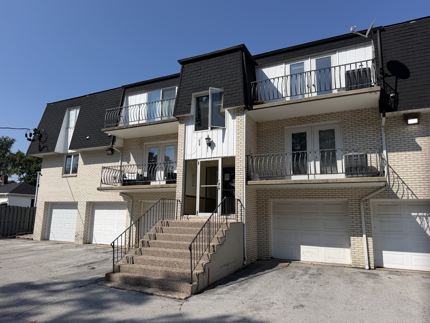 18245 Burnham Avenue 5 Property Photo 15