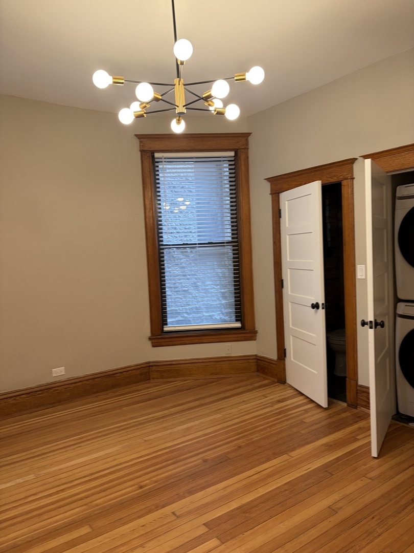 3350 N Kenmore Avenue 2 Property Photo 6