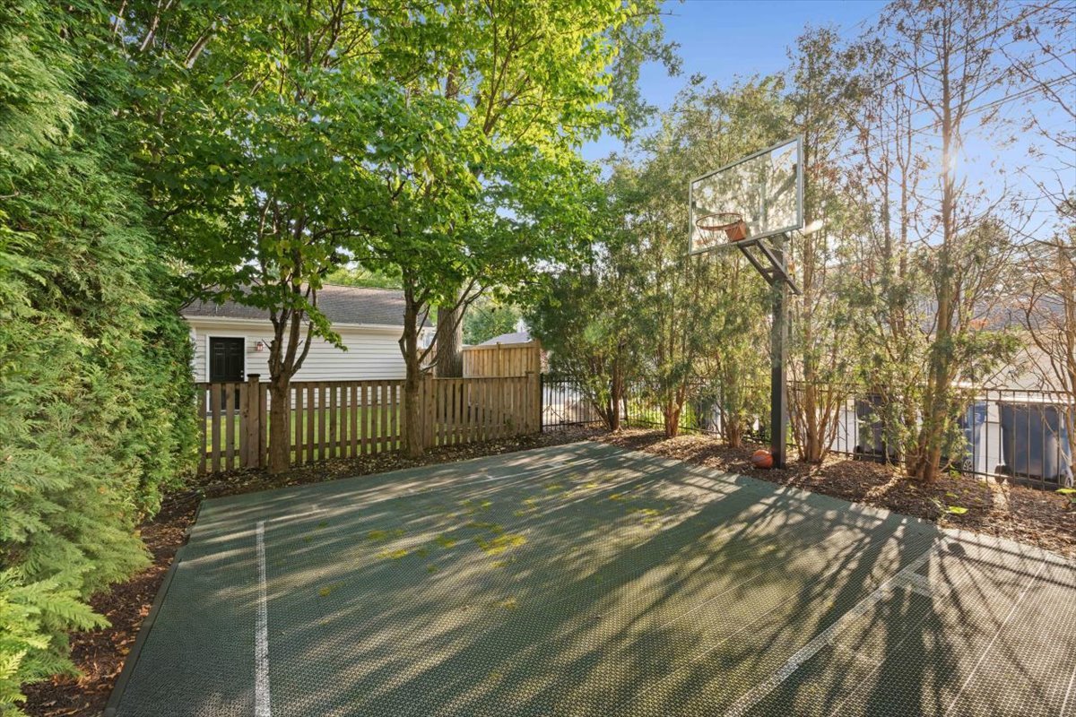 223 9th Street Property Photo 57