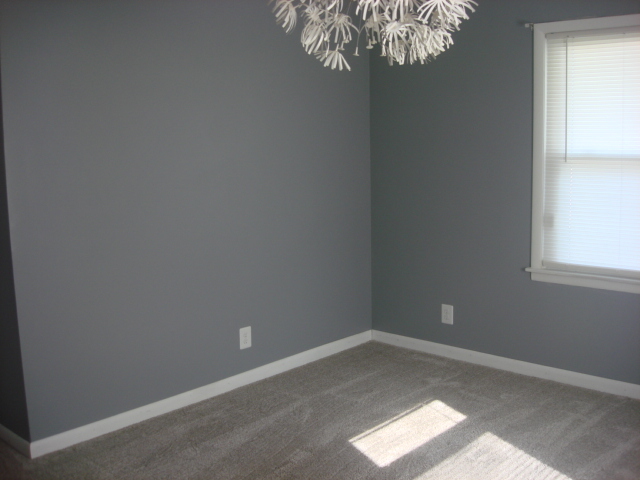 1004 Holcomb Street Property Photo 14