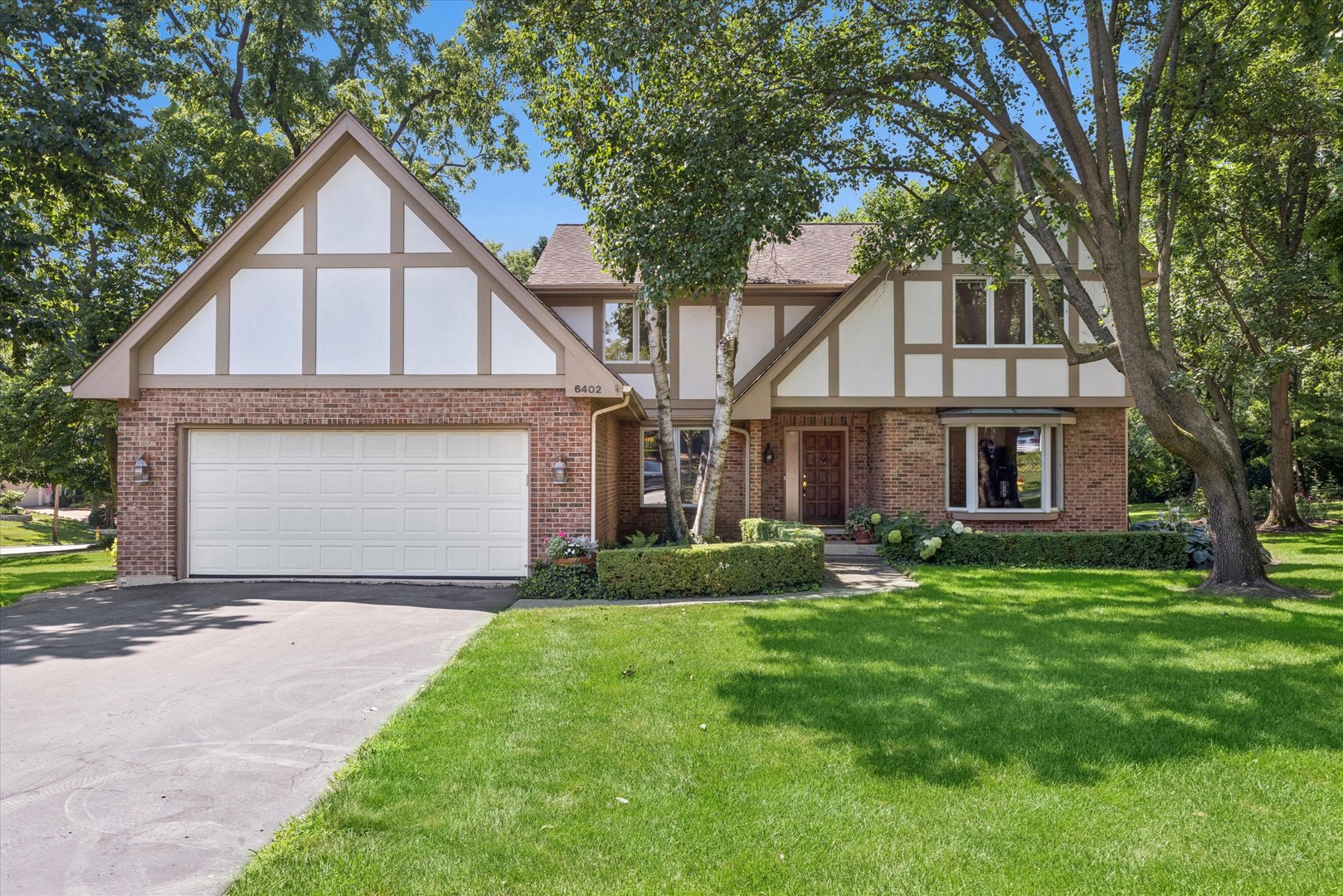 6402 Indian Head Court Property Photo 1
