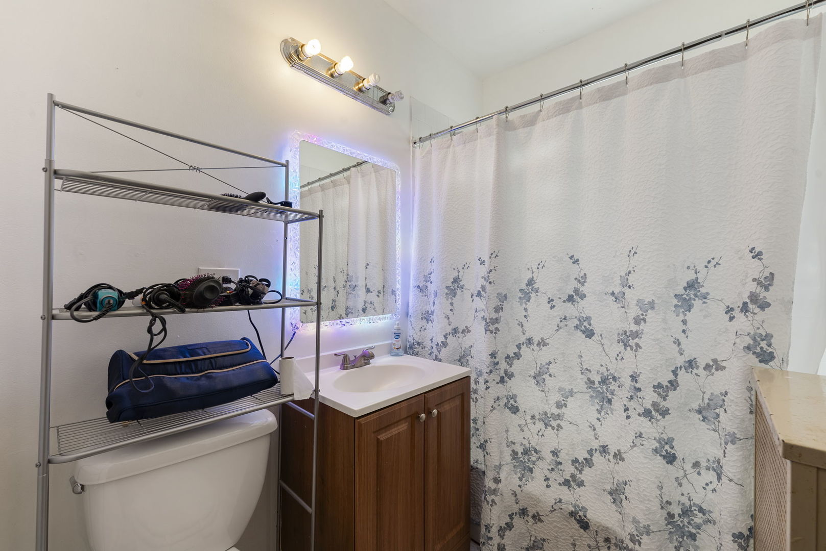 5121 W Henderson Street 2 Property Photo 6