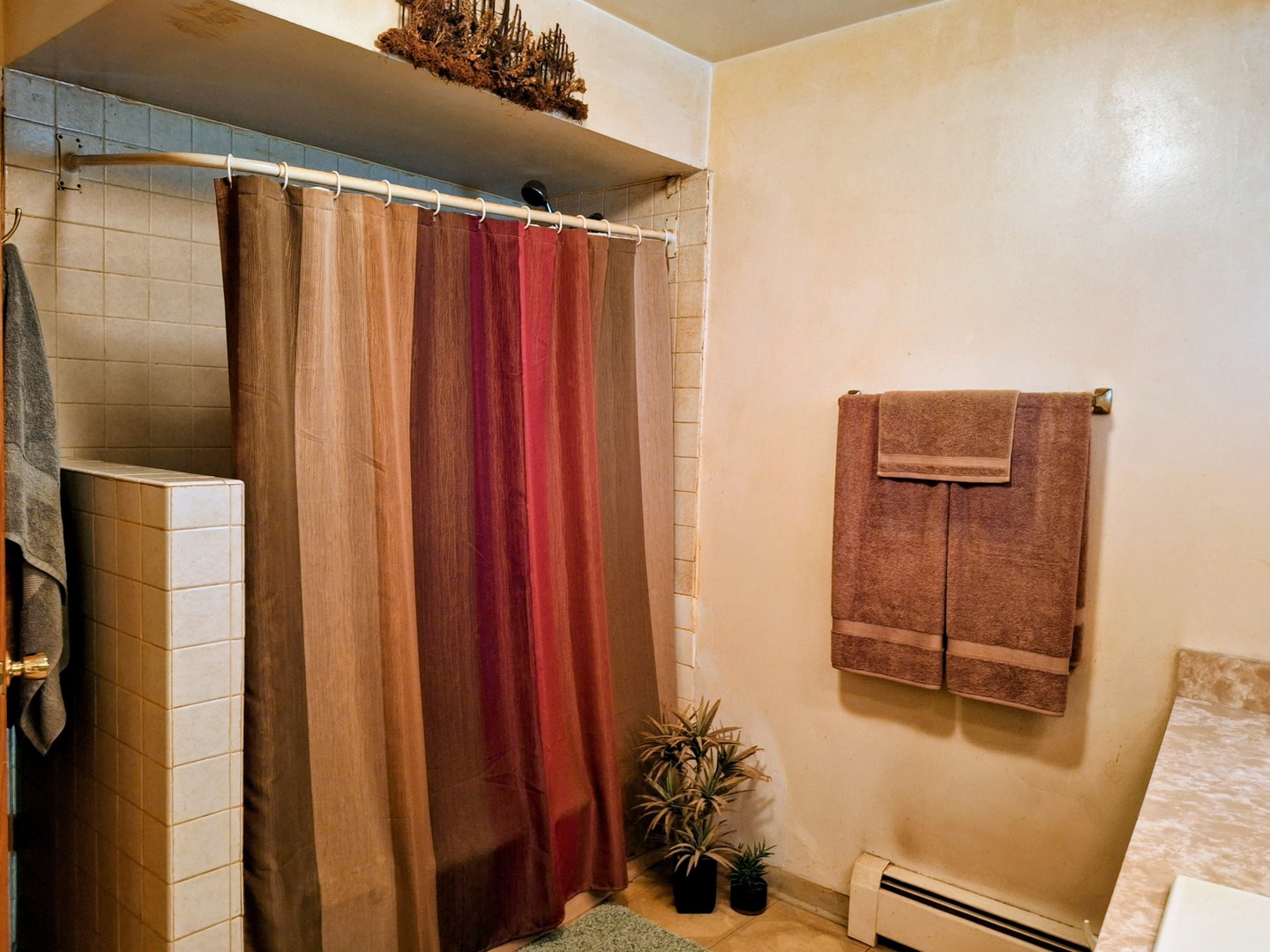 331 Orchard Street Property Photo 14