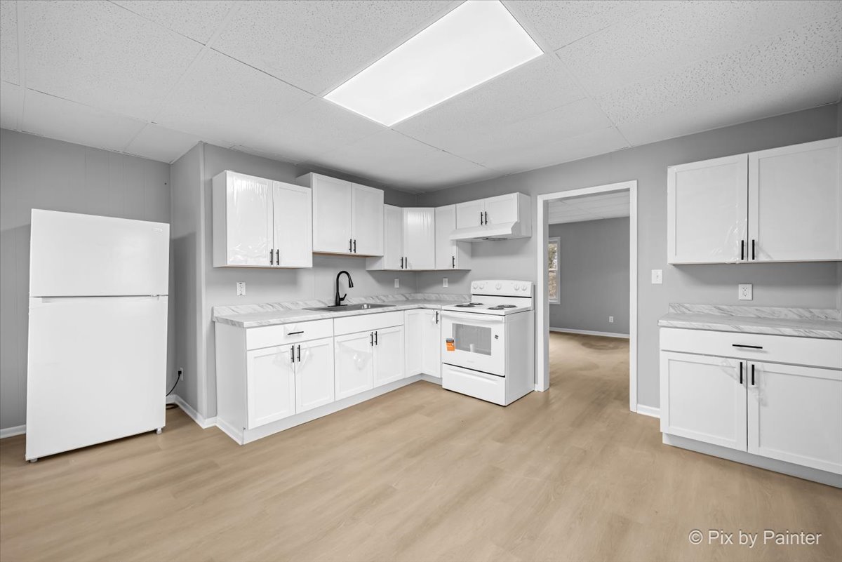 4201 John Street Property Photo 10