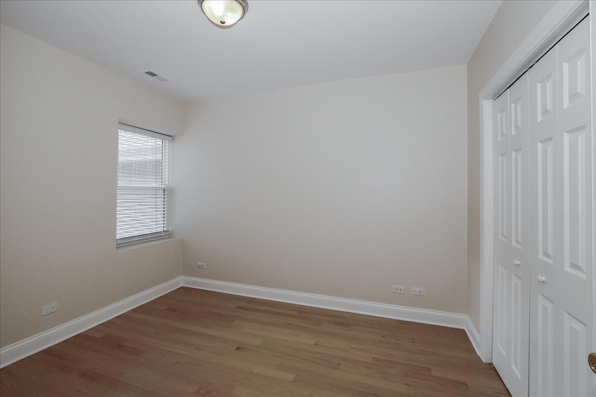 1939 W Granville Avenue 1 Property Photo 19