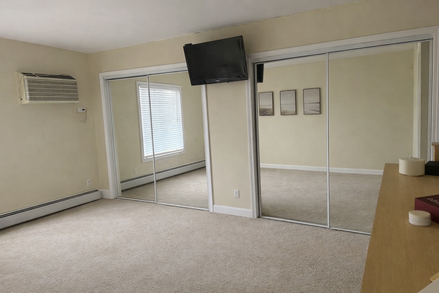 500 N Wilke Road 206 Property Photo 6