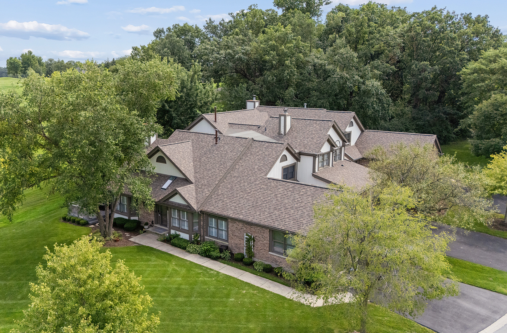 14425 Lake Ridge Road Property Photo 2