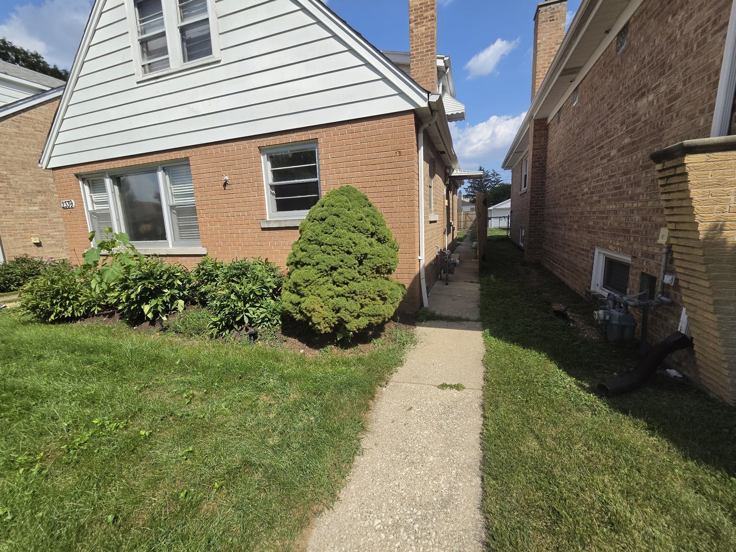 2339 Northgate Avenue Property Photo 1