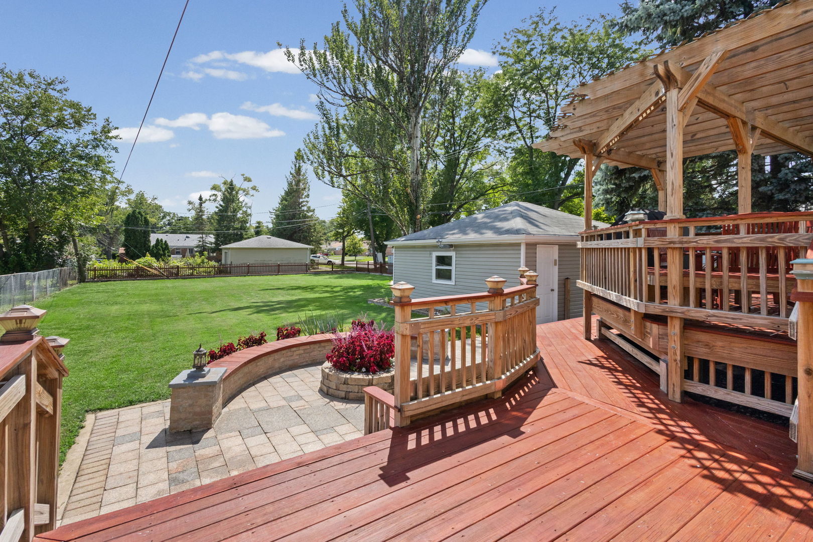 2011 E Touhy Avenue Property Photo 2
