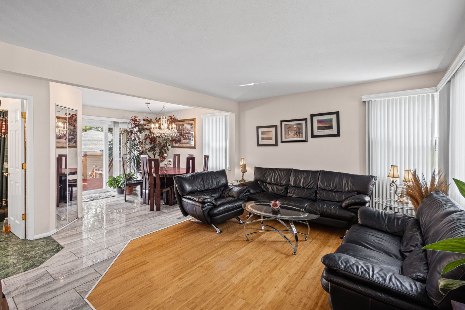 2011 E Touhy Avenue Property Photo 5