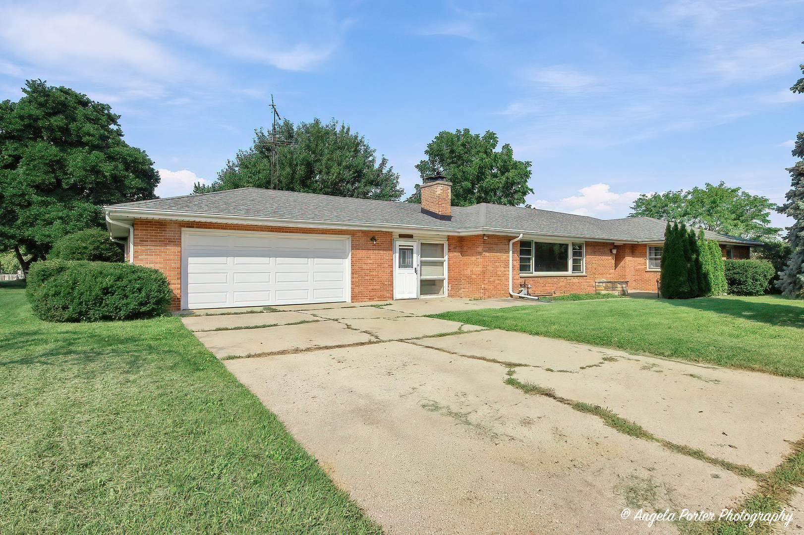 315 N Timothy Lane Property Photo 1