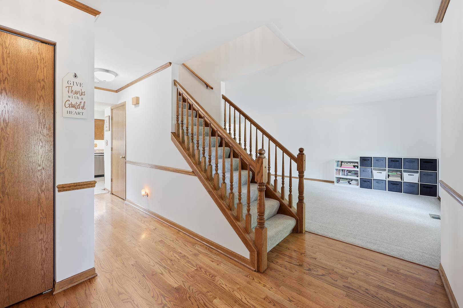 655 Crest Drive Property Photo 4